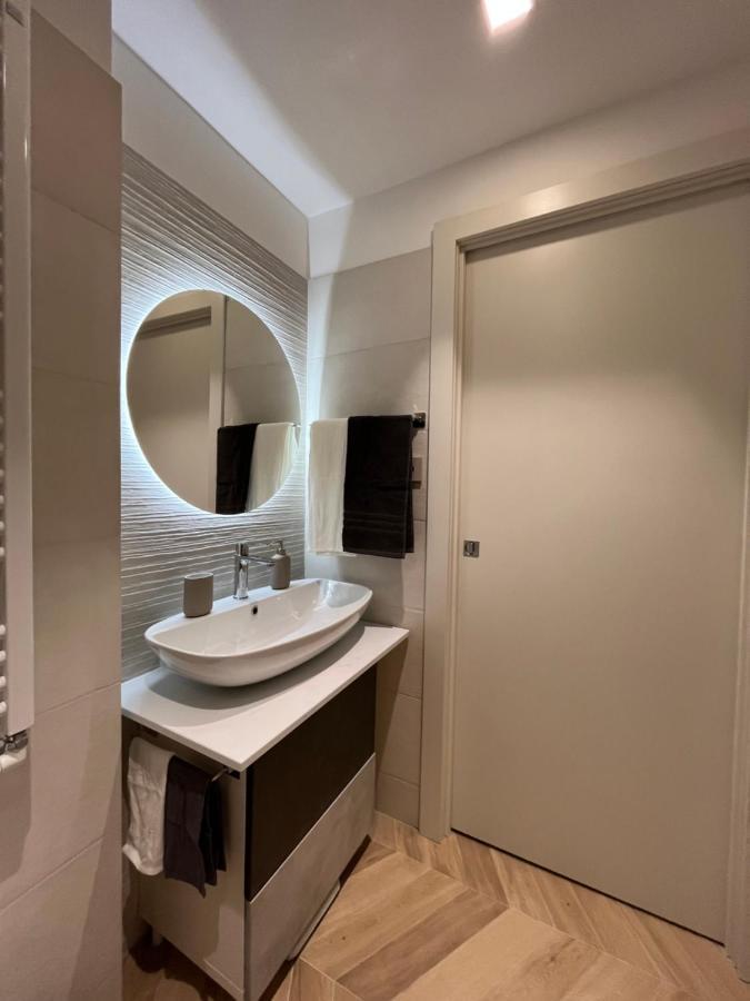 רומא Trastevere Cozy Apartment מראה חיצוני תמונה